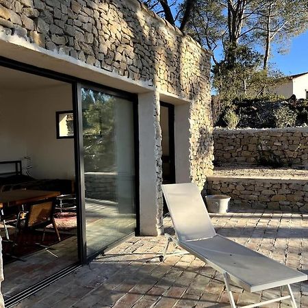 הוילה Pourrieres Au Cabanon מראה חיצוני תמונה