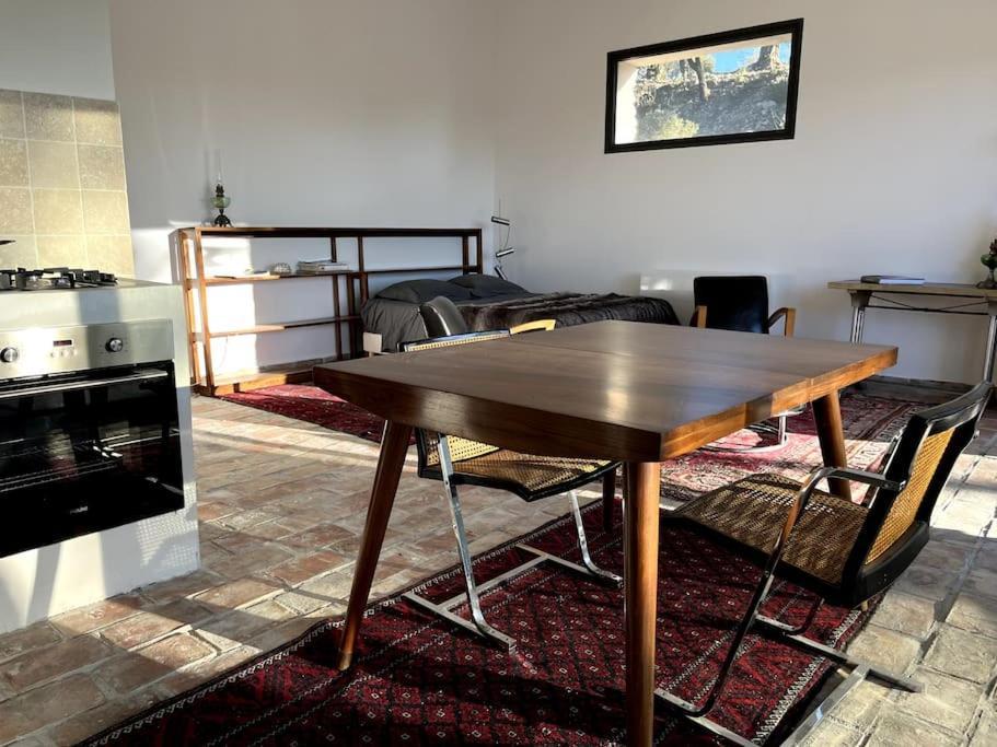 הוילה Pourrieres Au Cabanon מראה חיצוני תמונה